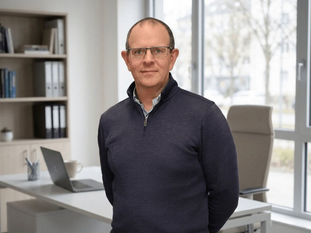 Michael Fitzgerald im Sunny Wash Büro